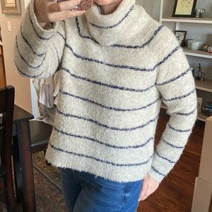 Madewell oversized turtleneck sweater size small